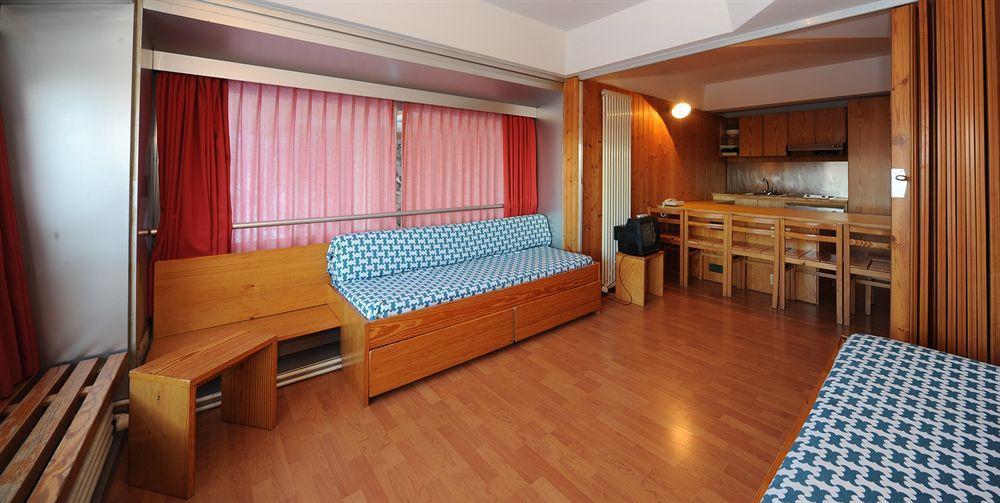 Hotel Sole Alto เมซซานา ภายนอก รูปภาพ