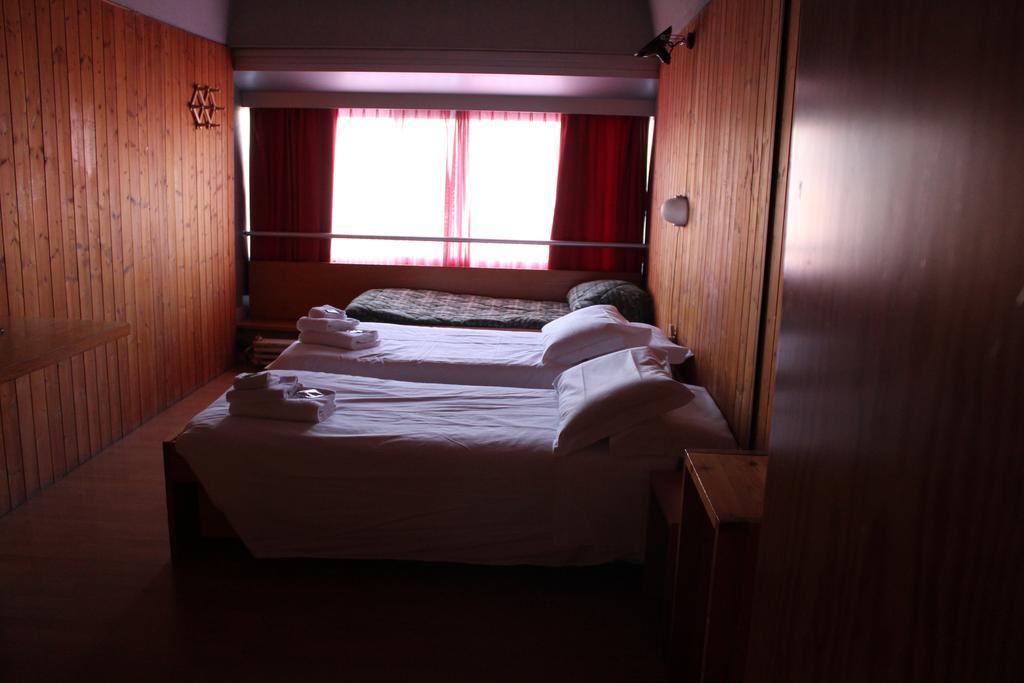 Hotel Sole Alto เมซซานา ภายนอก รูปภาพ